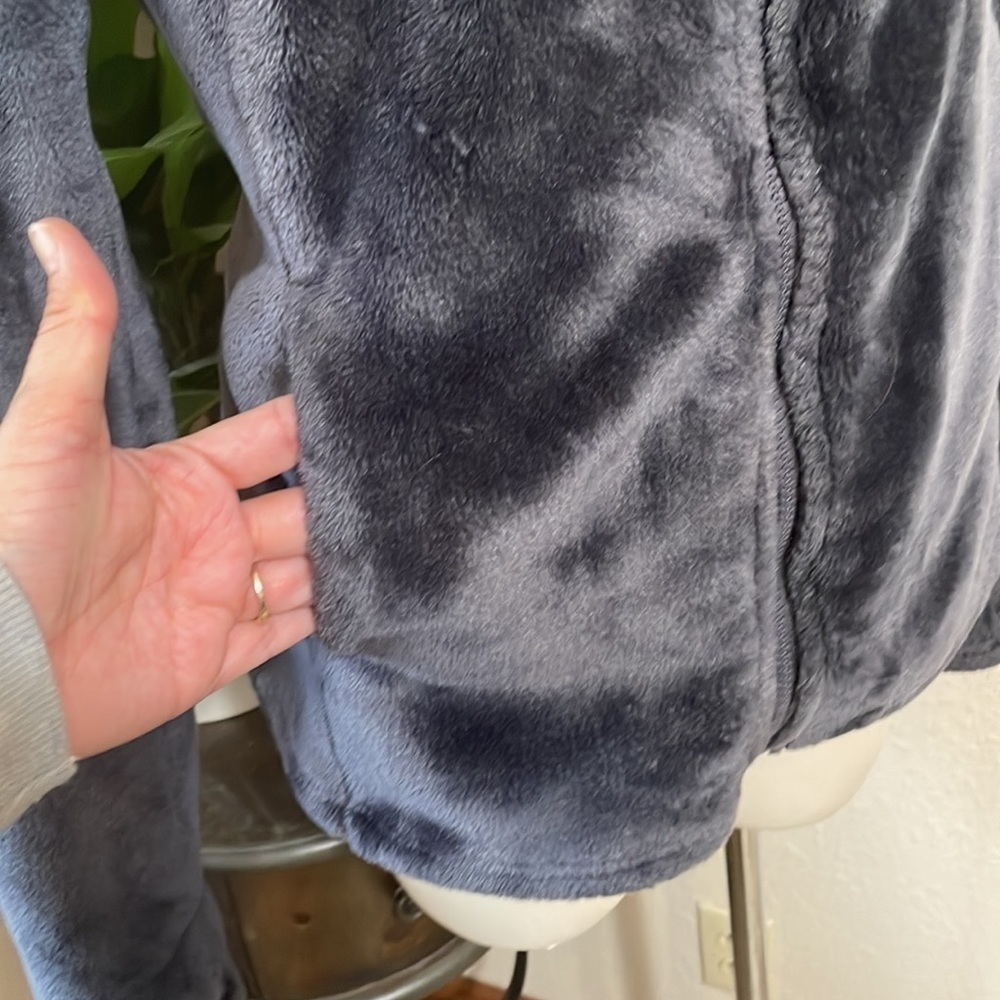 Bench. Fuzzy zipper jacket - Picture 7 of 12